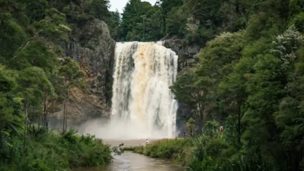 Sozinha em Minas